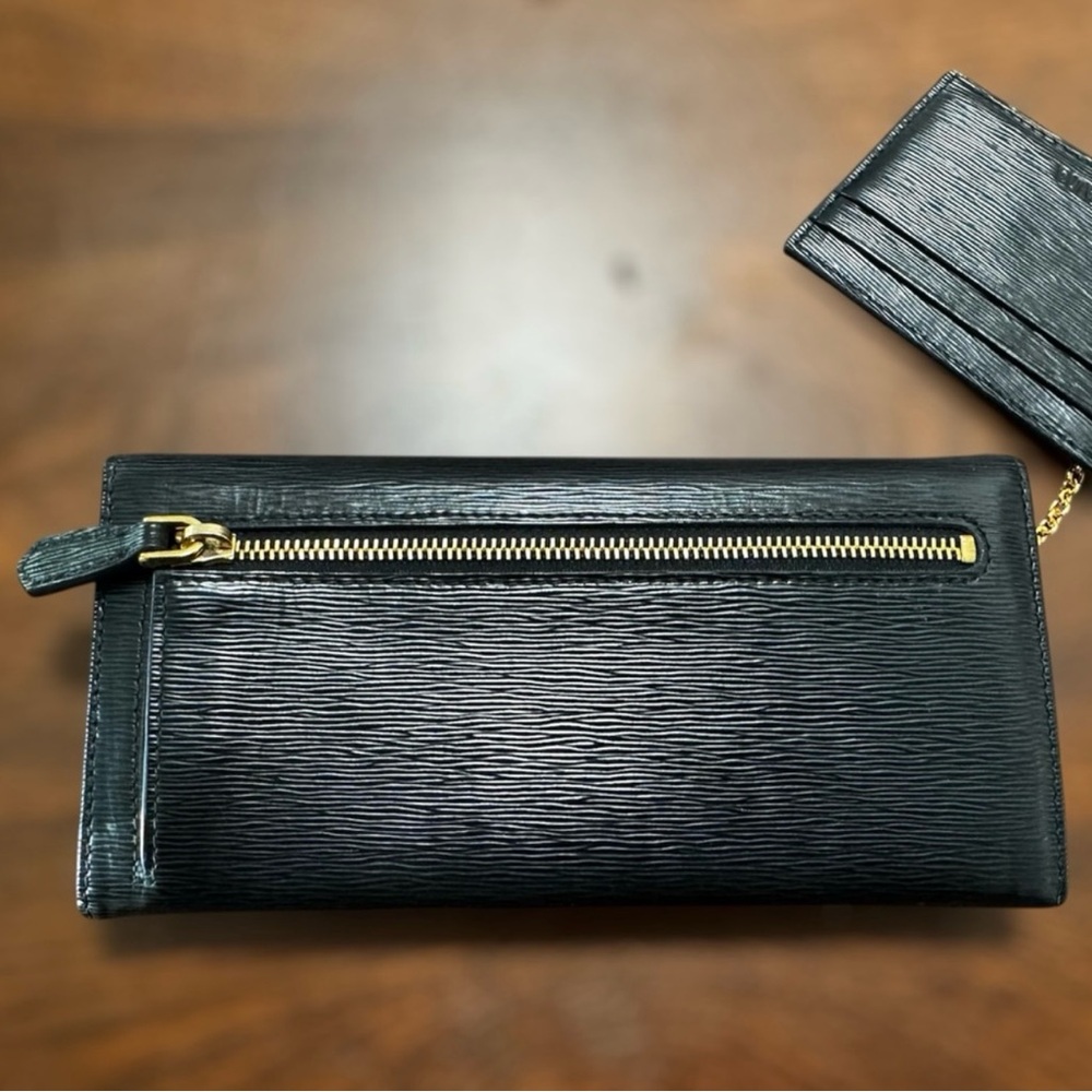 PRADA Wallet - Picture 6 of 7